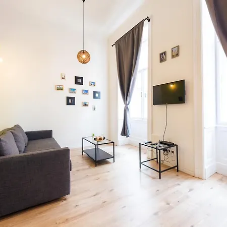 Budapest4fun - New Apt In The Heart Of Appartamento Budapest