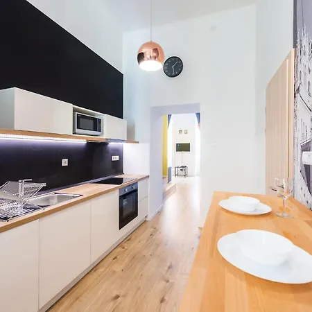 Budapest4fun - New Apt In The Heart Of *